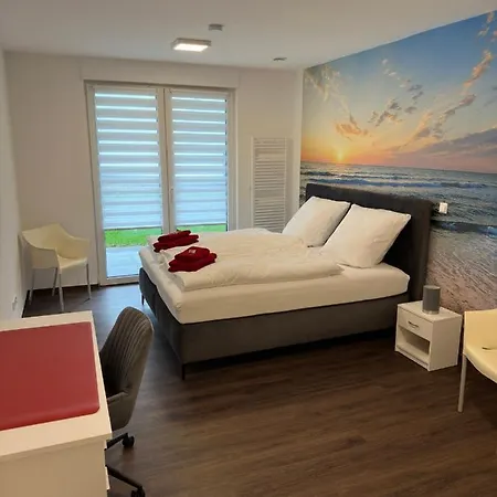 Barrierefreie In Der Naehe Der Golf- Und Freizeitanlage Apartment *