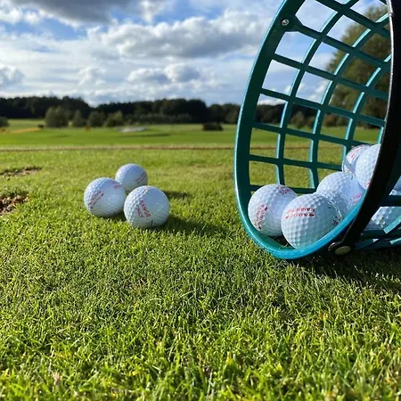 Barrierefreie In Der Naehe Der Golf- Und Freizeitanlage Apartamento